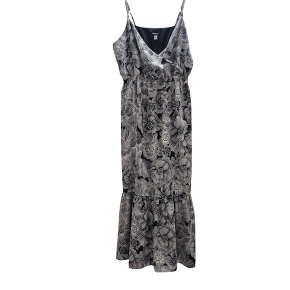 EXPRESS Satin Floral Wrap Front Tiered Maxi Dress - Picture 6 of 13